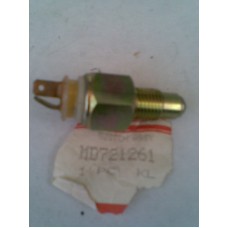MD721261 MITSUBISHI GERİ VİTES MÜŞİR